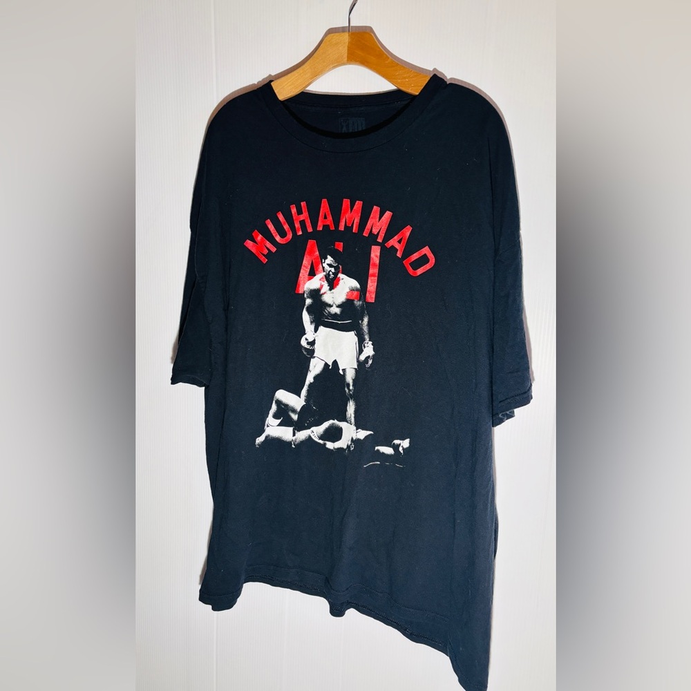 Muhammad Ali Black Graphic T-Shirt